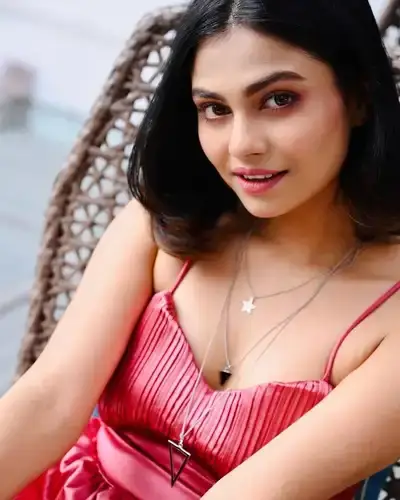 Call Girls Service in Mauganj